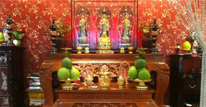 Cách tỉa chân nhang (hương) chuẩn chỉ, không lo bị "phạm"