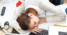 Phương pháp giúp chống buồn ngủ và tỉnh táo tức thì cho dân văn phòng
