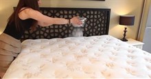 Điều kỳ diệu gì sẽ xảy ra nếu rắc baking soda lên giường nệm?