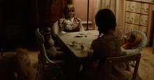 “Cười ra nước mắt” với loạt ảnh hài hước chế Annabelle lầy lội của dân mạng