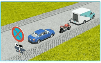 Trong trường hợp này xe nào đỗ vi phạm quy tắc giao thông?