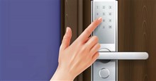 Làm thế nào để vào nhà khi khóa điện tử bị hỏng?