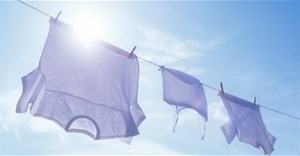 Cách loại bỏ vết mồ hôi trên trang phục