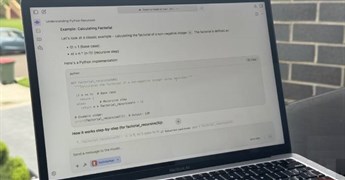 Hãy ngừng trả phí cho ChatGPT và xây dựng một thiết lập AI riêng ai cũng có thể sử dụng!