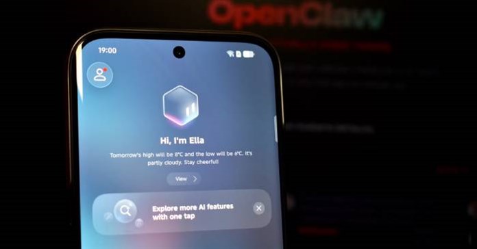AI agent mới của Tecno làm được điều gì mà ChatGPT không thể thực hiện?